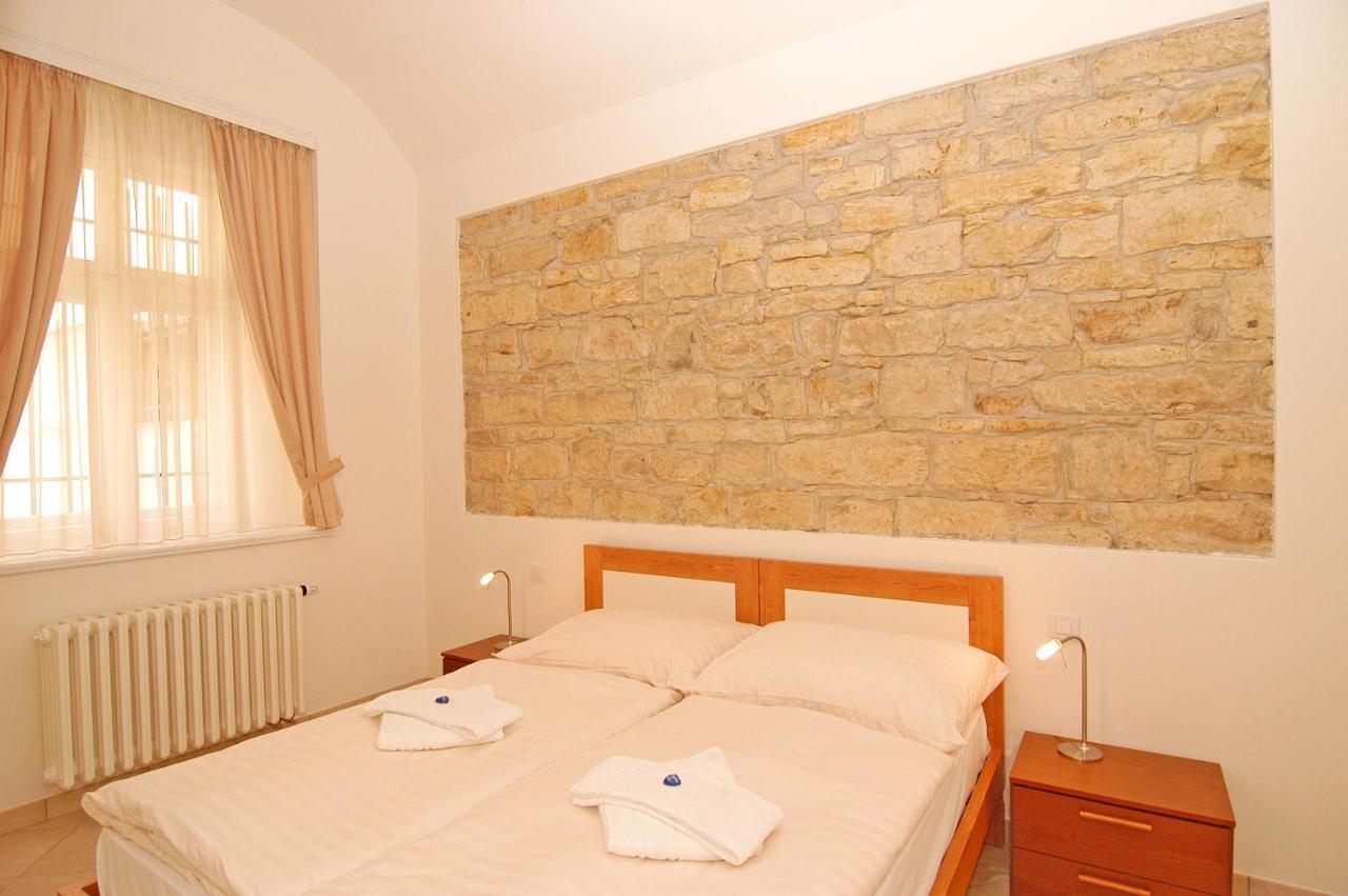 Residence La Familia Prague Exterior photo